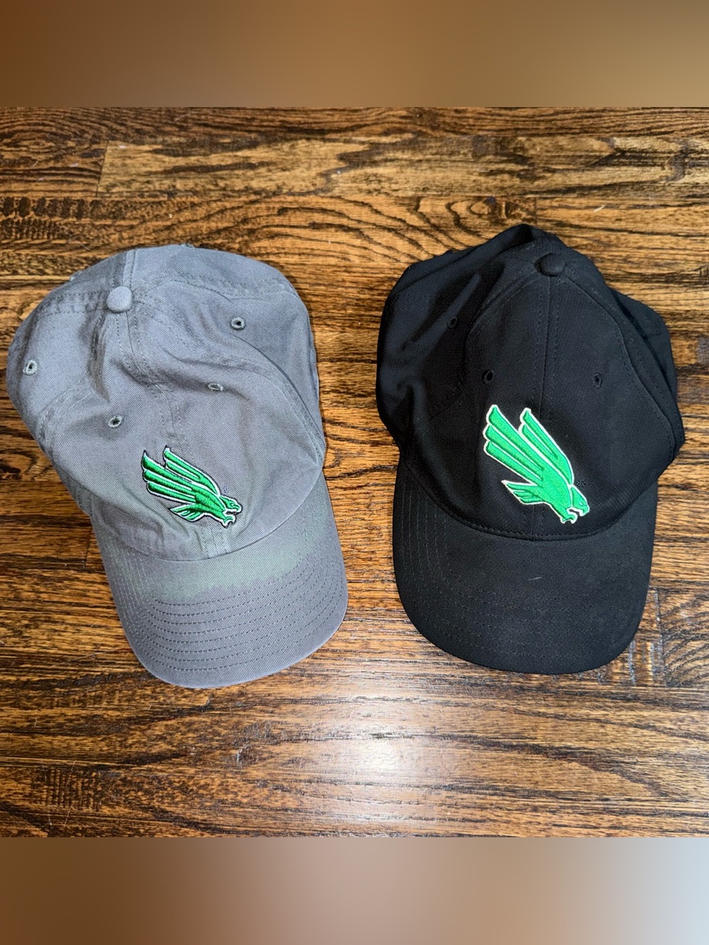 BUNDLE (2) Vintage ‘47 University Of North Texas Caps Strap-back